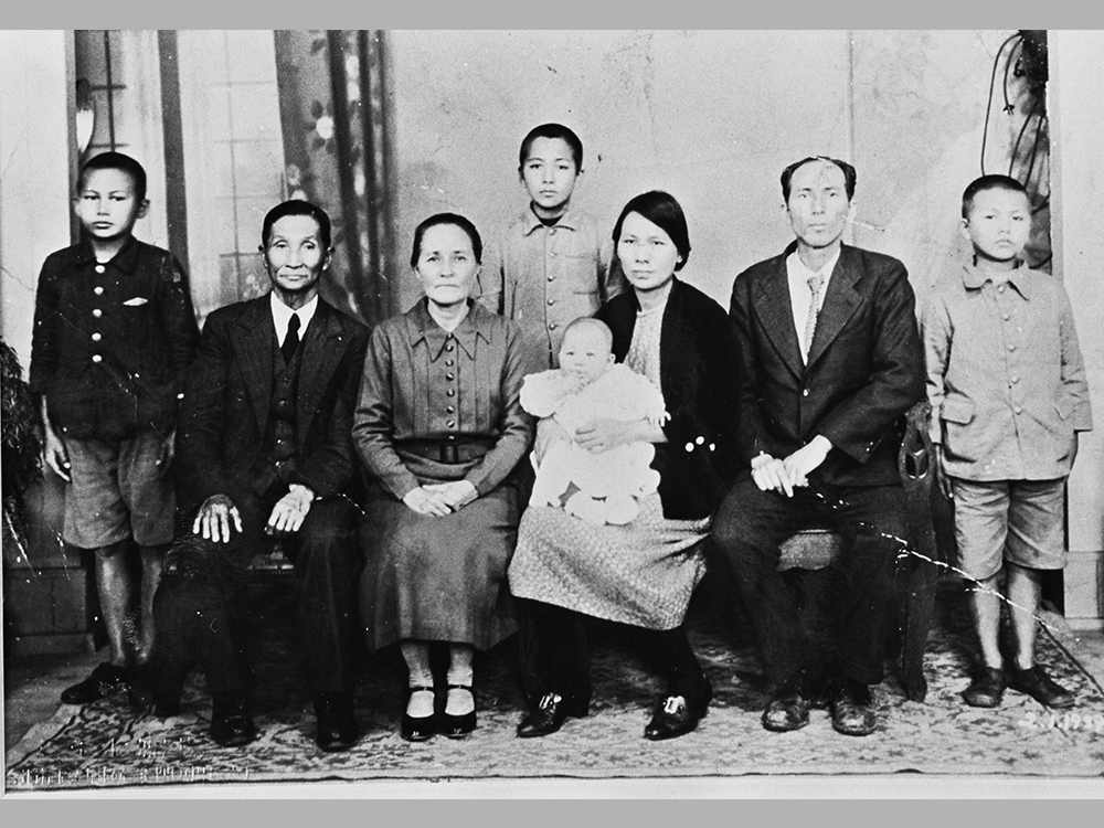 AUP000098 柯維思夫婦與柯設偕夫婦全家福(1929.02.01)圖片
